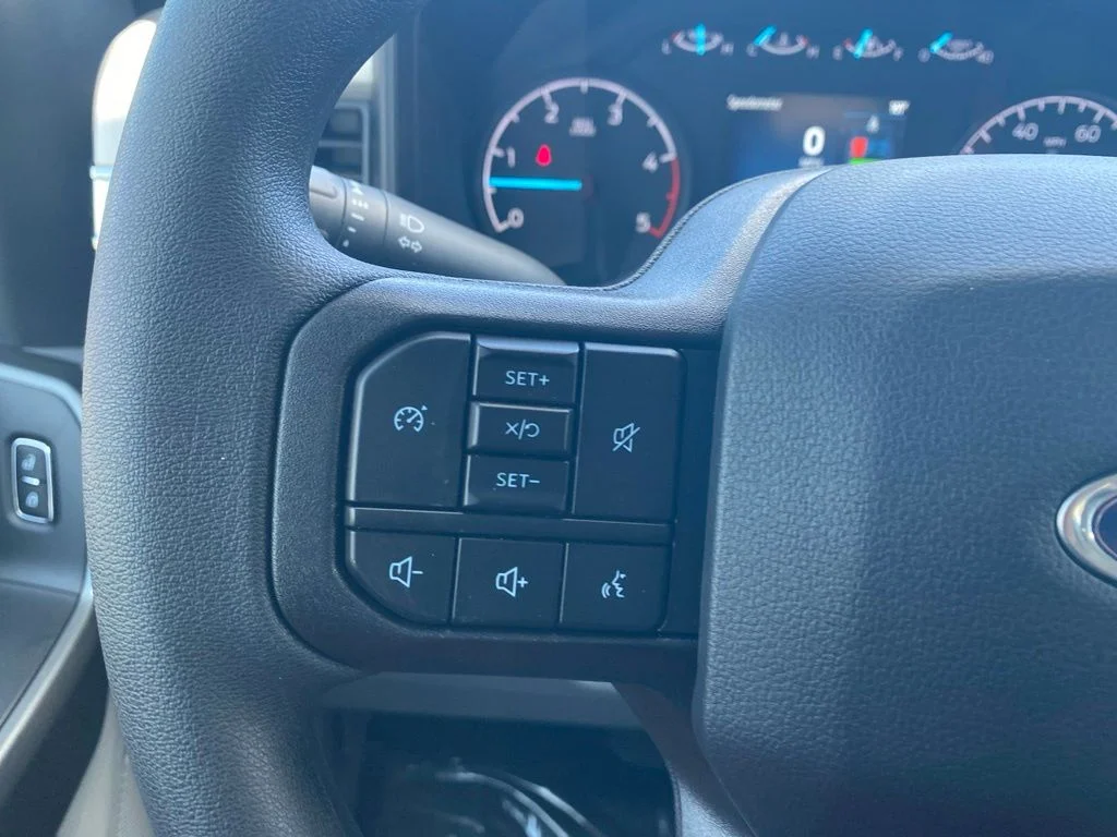 New 2026 Oxford White Ford F-250® XL image 18