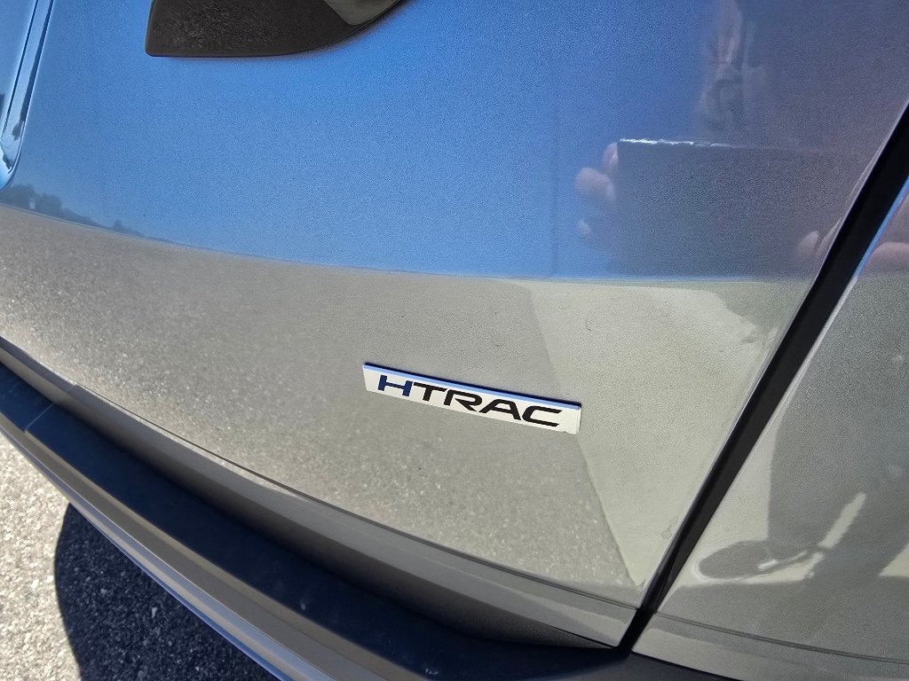 New 2026 Shimmering Silver Hyundai SE image 11