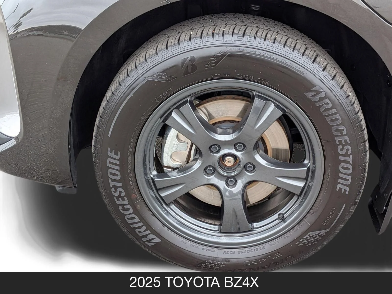 Used 2025 Heavy Metal Toyota XLE image 11