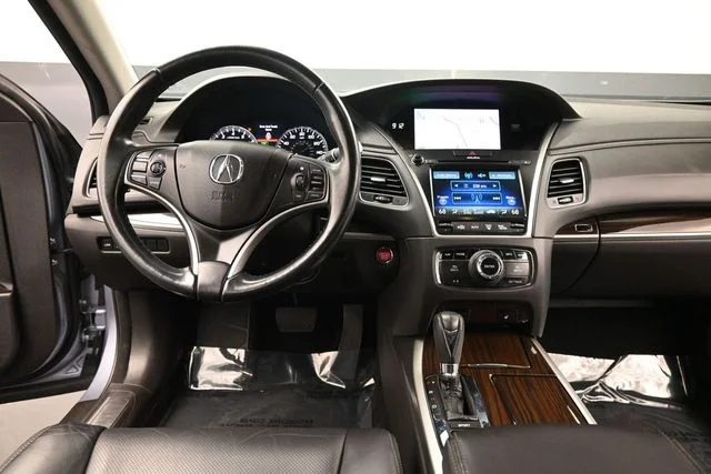 Used 2015  Acura Base image 17