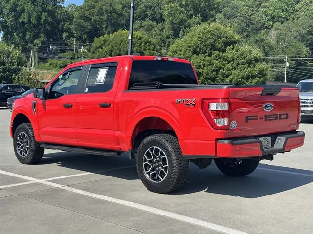 Used 2022 Red FORD  image 19