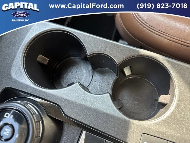 Used 2024 Gray Ford Badlands image 32