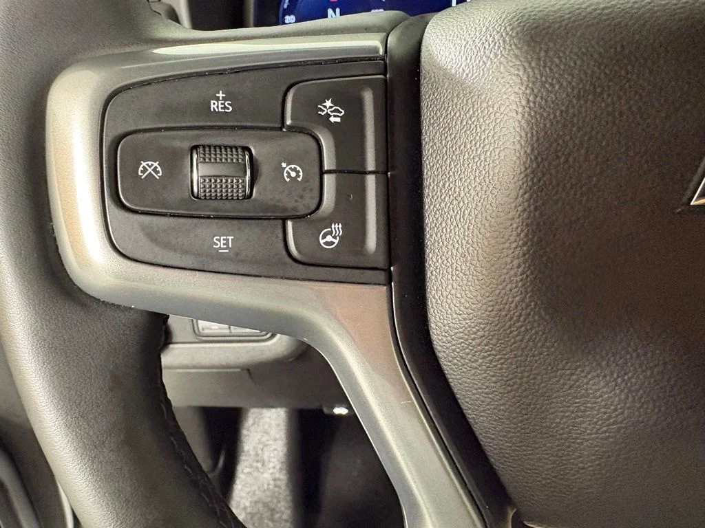 Used 2023 Beige Chevrolet Z71 image 29
