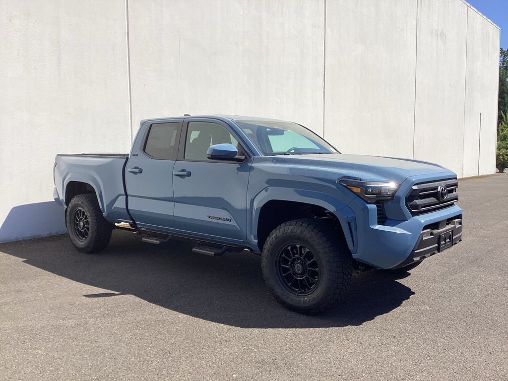 New 2026 Heritage Blue Toyota SR5 image 11