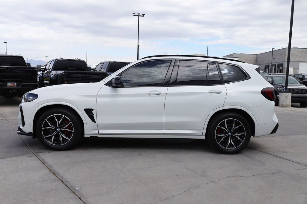 Used 2024 Alpine White BMW M40i image 3