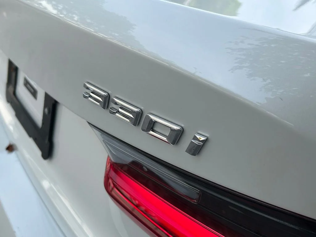 Used 2025 White BMW 330i image 40