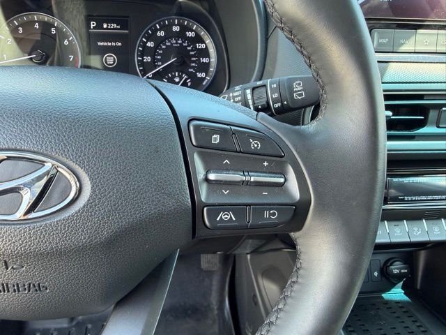 Used 2023 White Hyundai SEL image 23