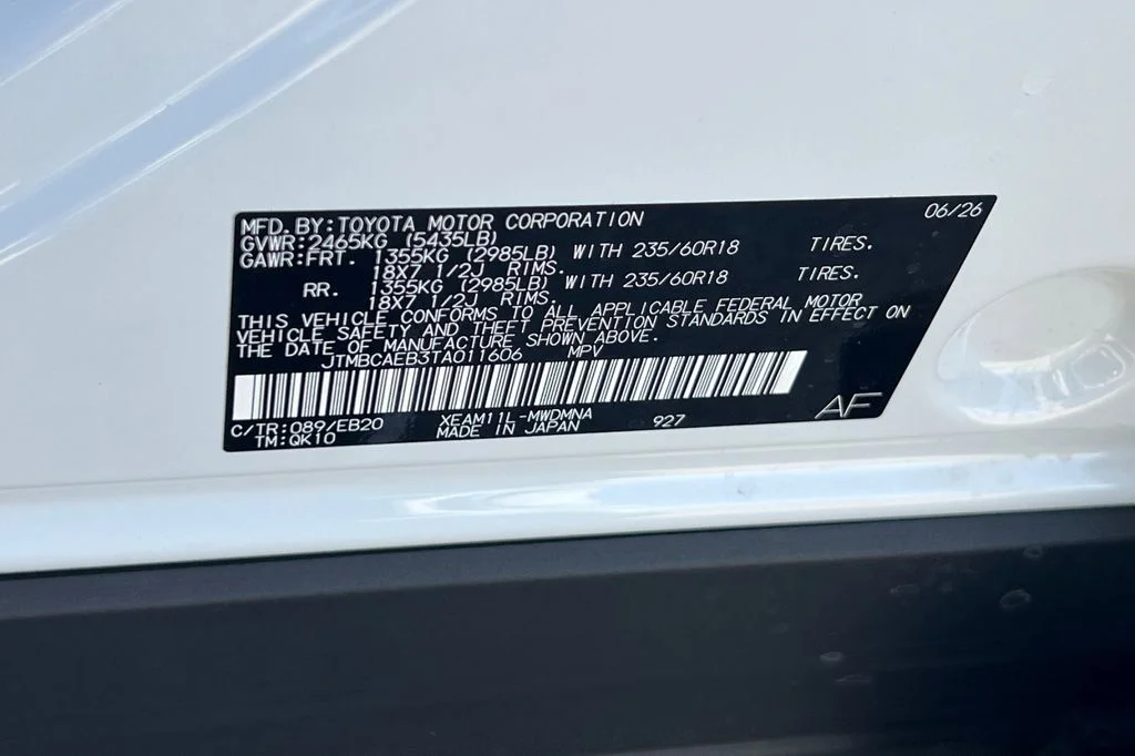 New 2026 Wind Chill Pearl Toyota XLE image 27