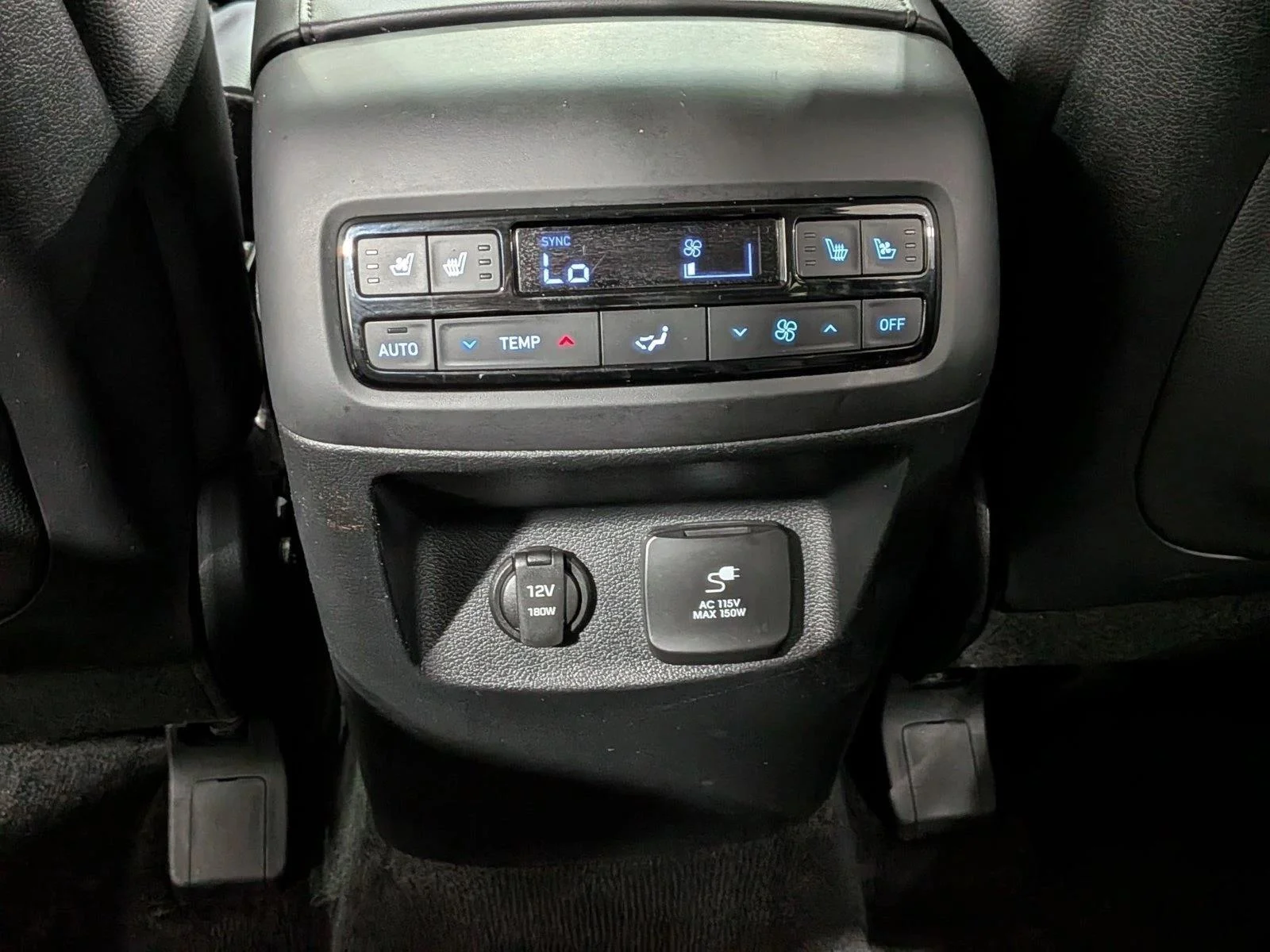 Used 2024 Abyss Black Pearl Hyundai Limited image 18