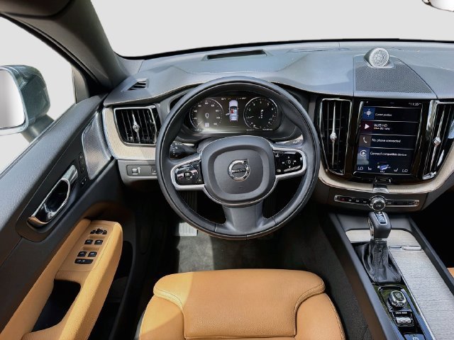 Used 2019 Gray Metallic Volvo Inscription image 18