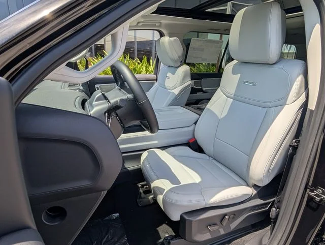 New 2026 Agate Black Metallic Ford Platinum® image 5