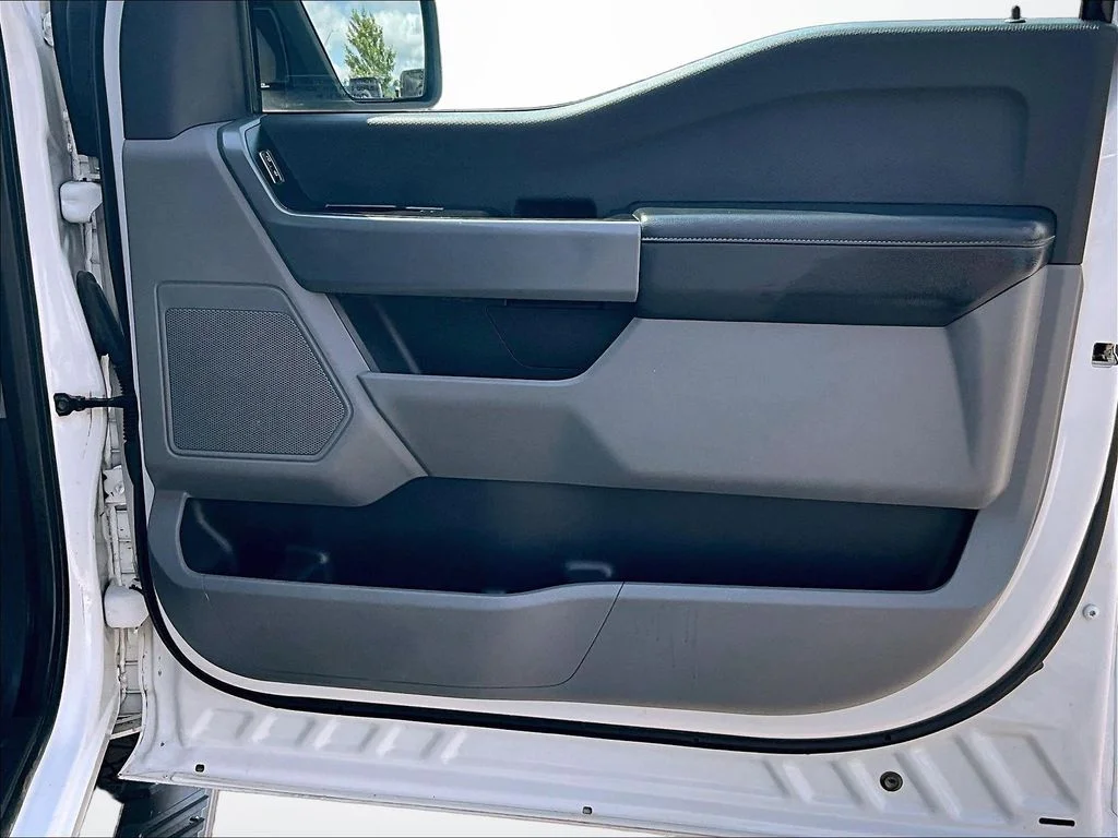 Used 2023 White Ford XLT image 26
