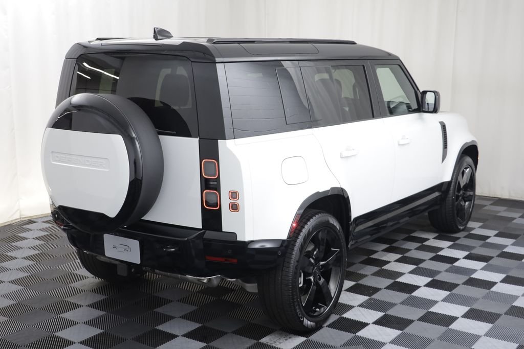 New 2026 Fuji White LAND ROVER X-Dynamic SE image 20