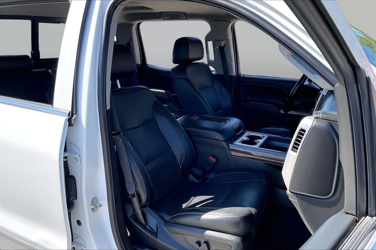 Used 2018 Summit White GMC SLT image 9
