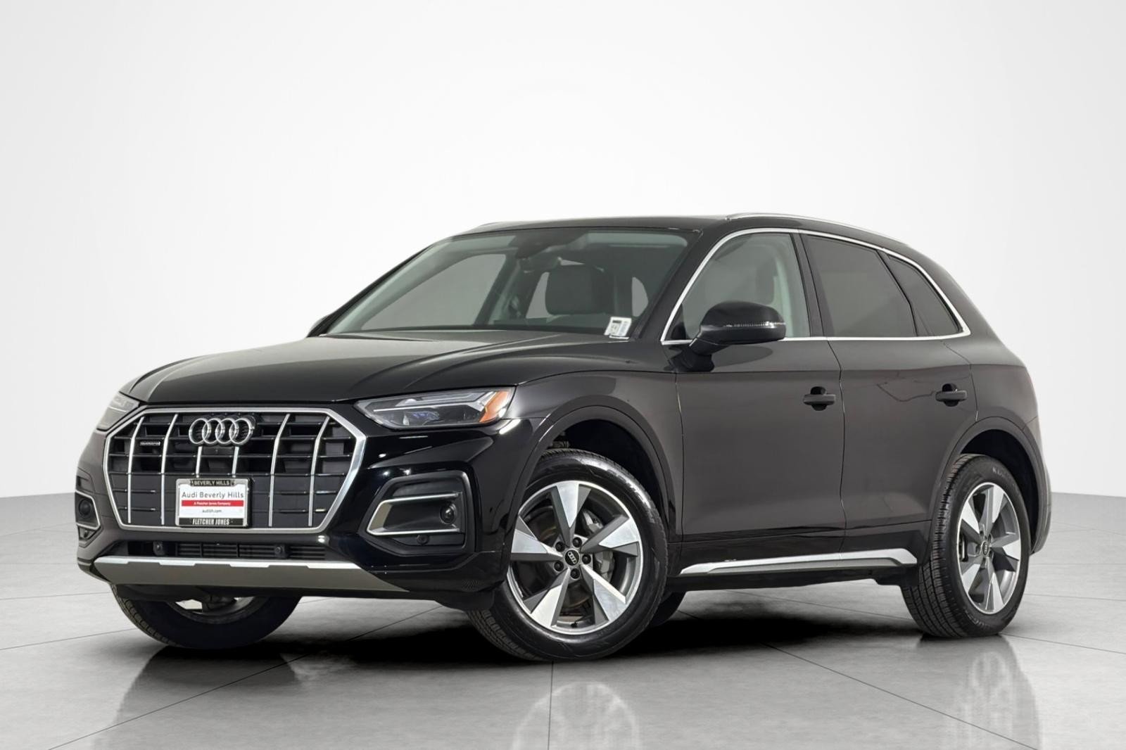 Used 2023 Brilliant Black Audi Premium Plus 40 TFSI quattro image 1