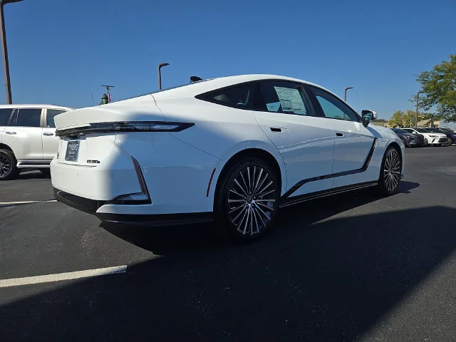 New 2026 Ultra White Lexus PREMIUM image 3