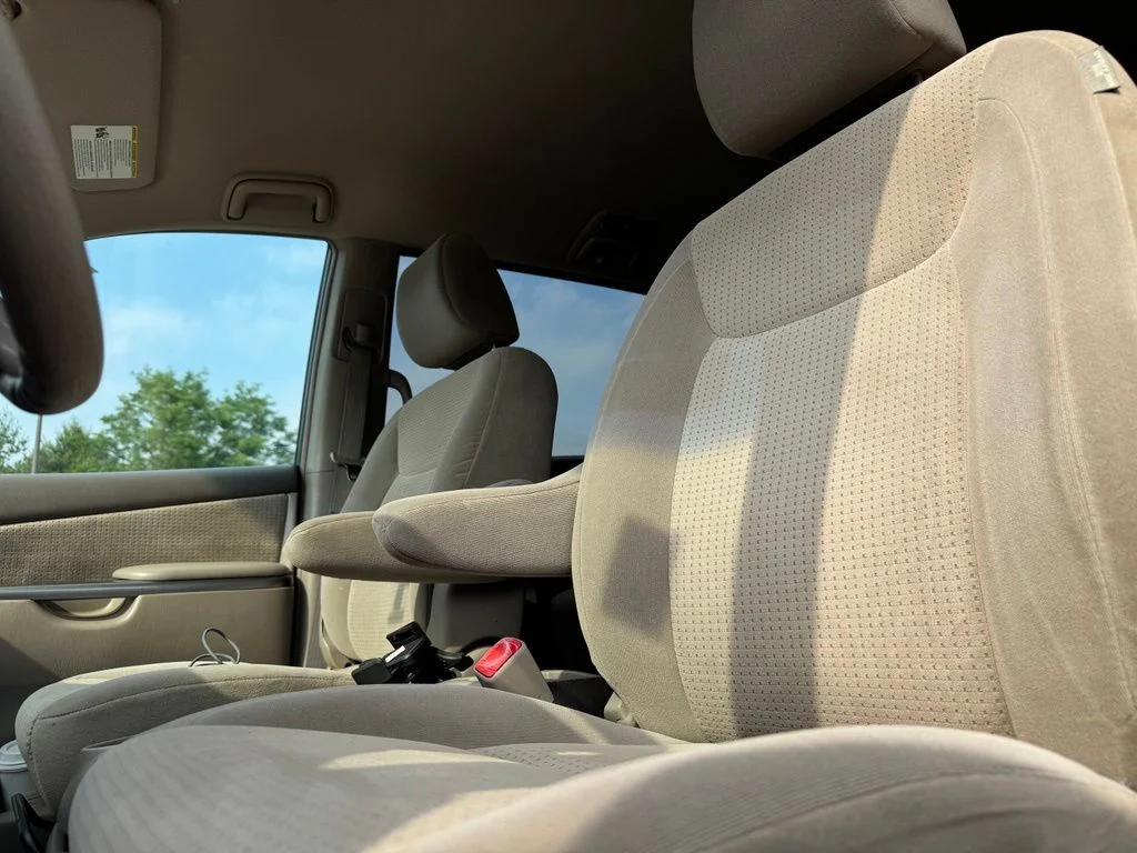 Used 2010 Beige Toyota LE image 5