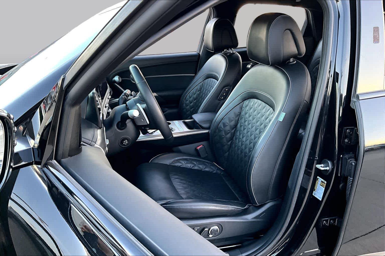 Used 2023 Vik Black Genesis Performance image 7
