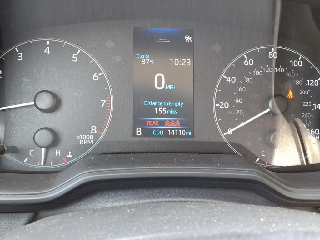 Used 2023 Classic Silver Metallic Toyota LE image 23