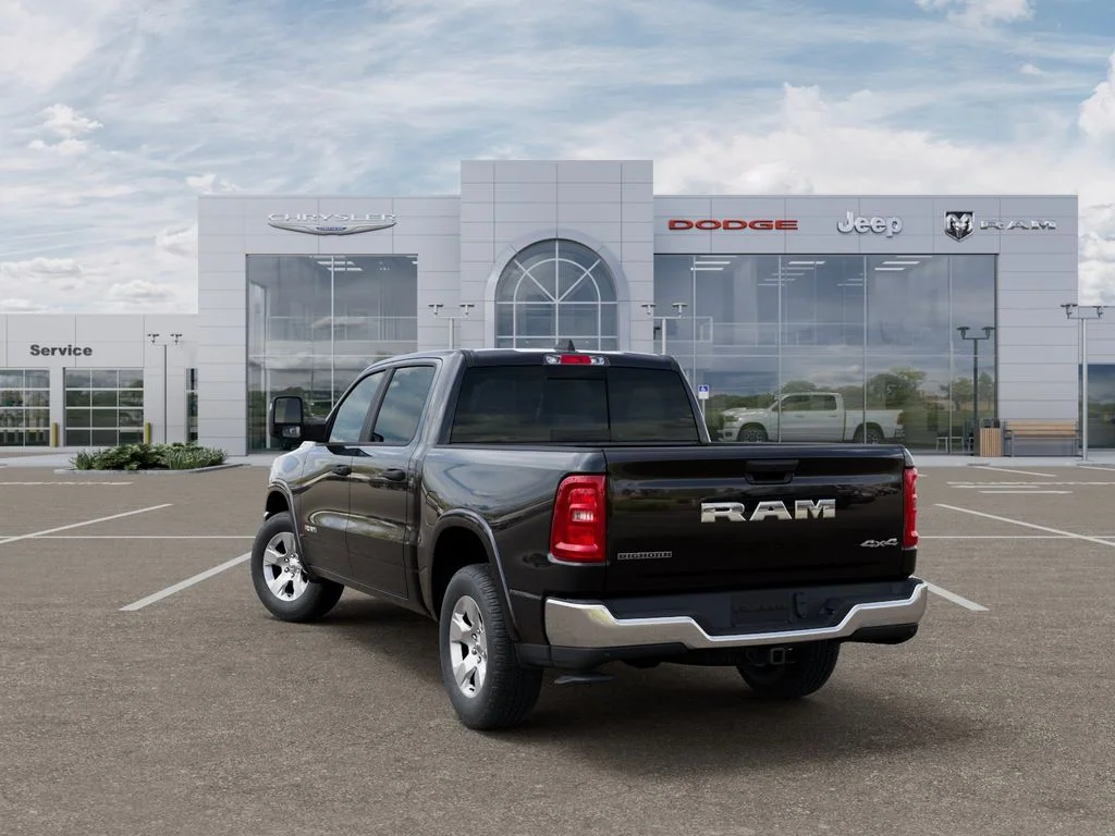 New 2025 Diamond Black Crystal Pearl-Coat Exterior Paint RAM Big Horn/Lone Star image 3