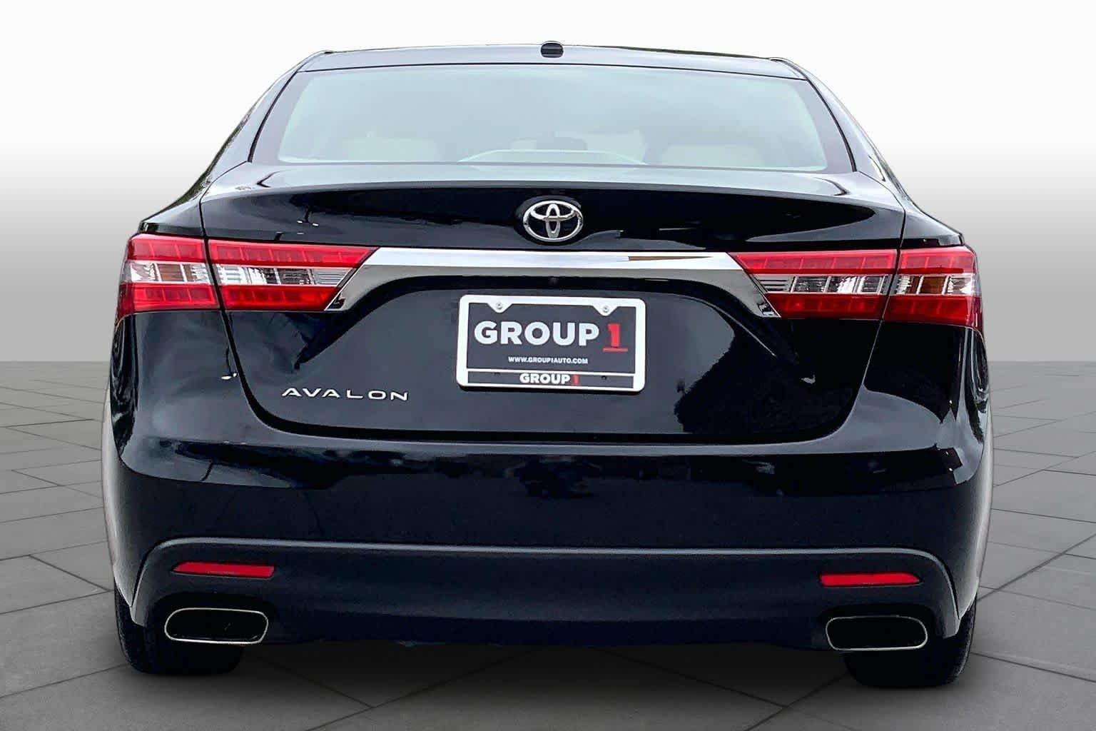 Used 2014 Attitude Black Toyota XLE image 5