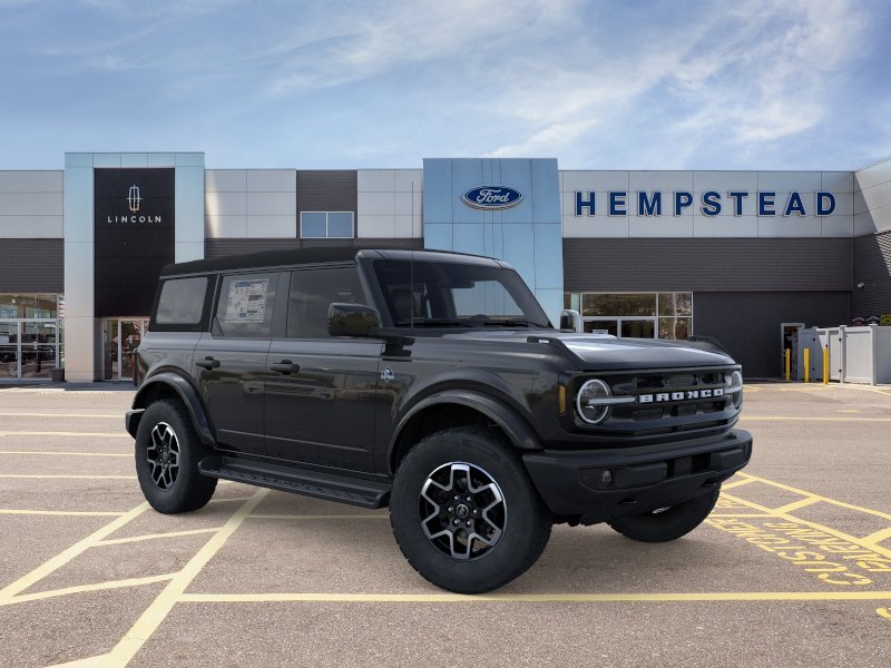 New 2026 Shadow Black Ford Outer Banks® image 7