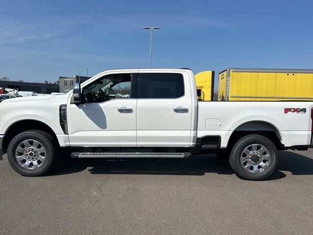 New 2026 Star White Metallic Tri-Coat Ford F-350® Lariat® image 4