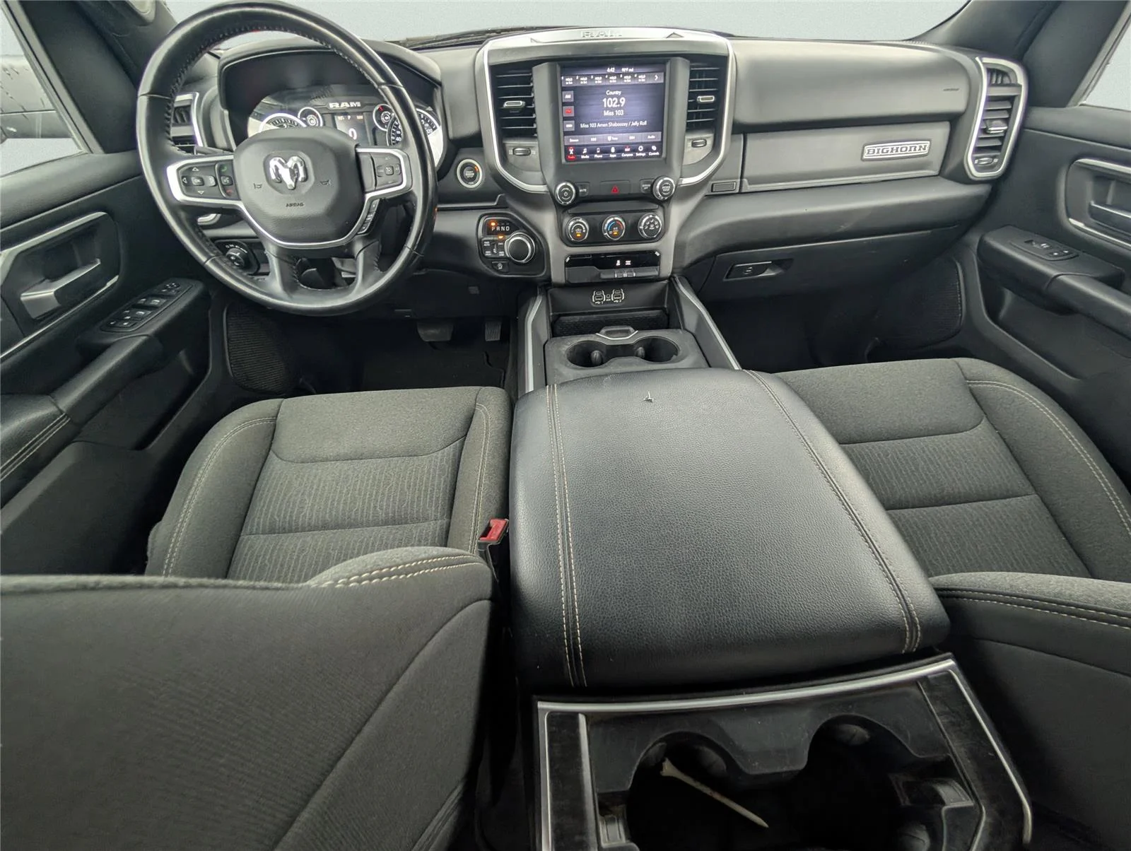 Used 2020 Diamond Black Crystal Pearlcoat Ram Big Horn image 28