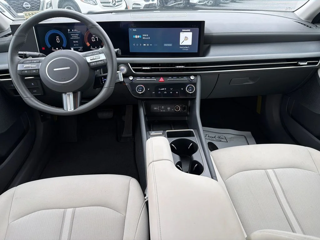 Used 2026 Gray Hyundai SEL Sport image 22