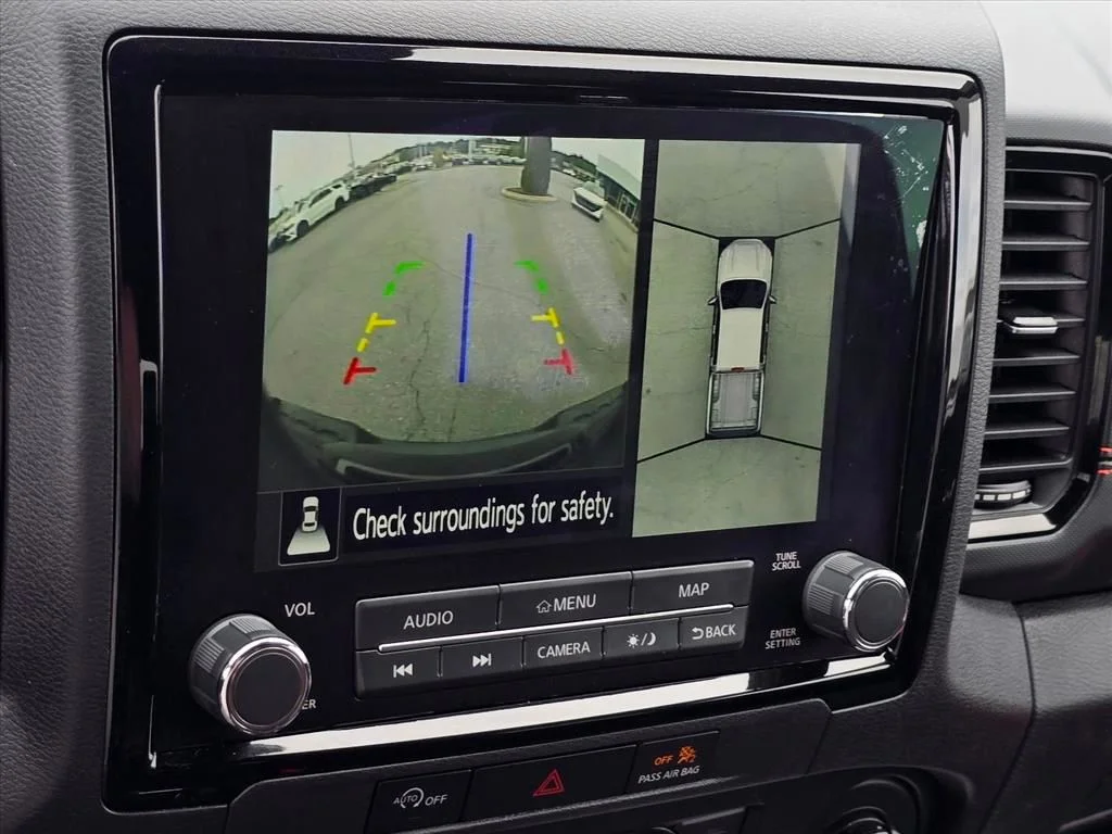 Used 2023 Black Nissan PRO-4X image 5