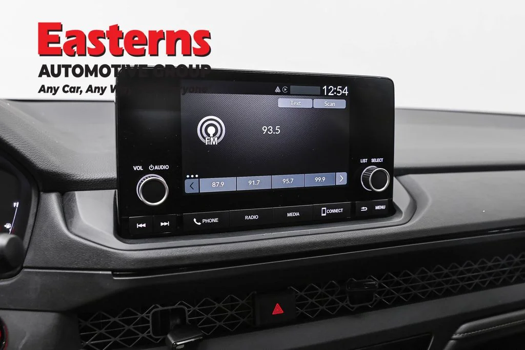 Used 2025 Silver Honda LX image 18