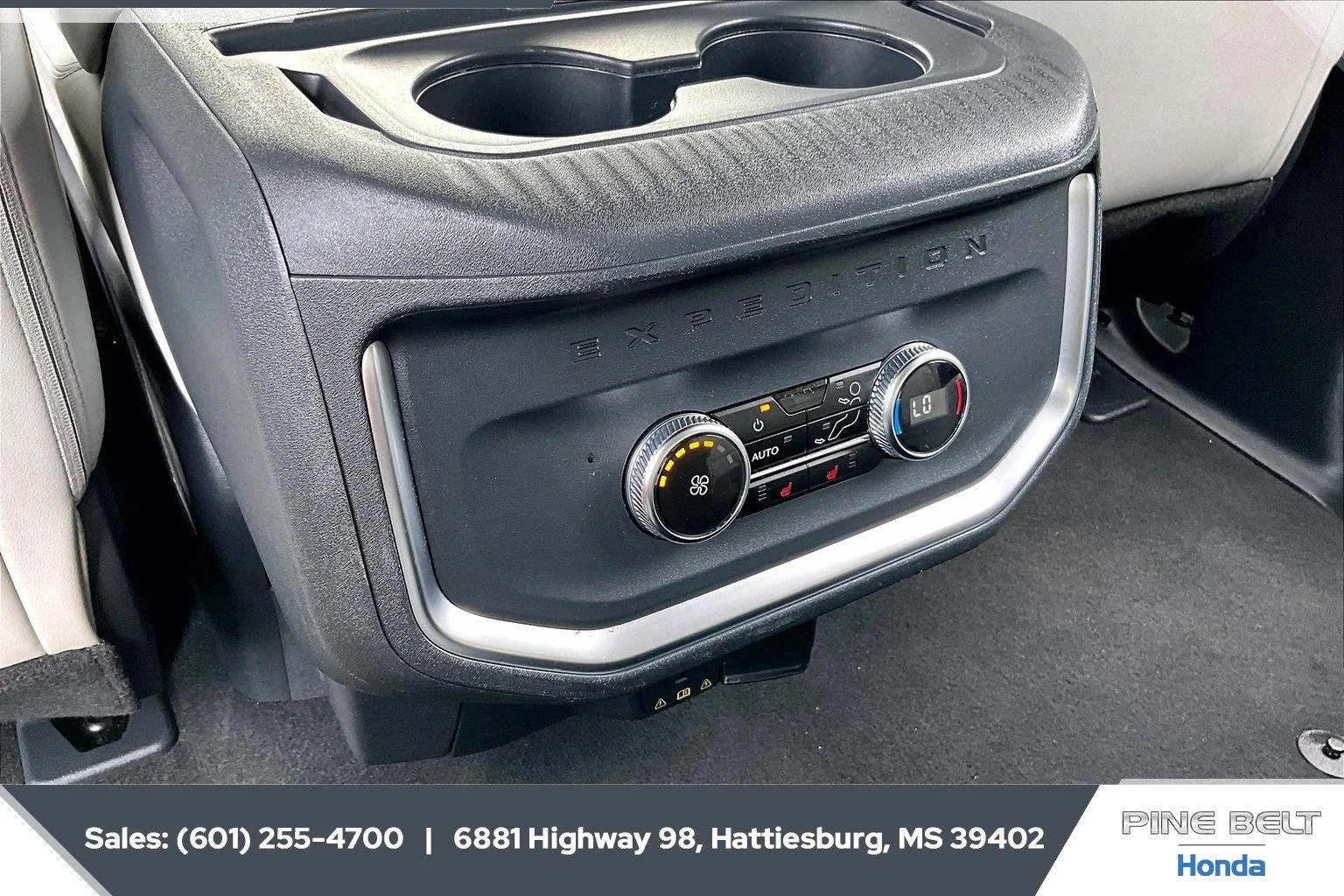 Used 2025 Agate Black Ford Platinum image 25