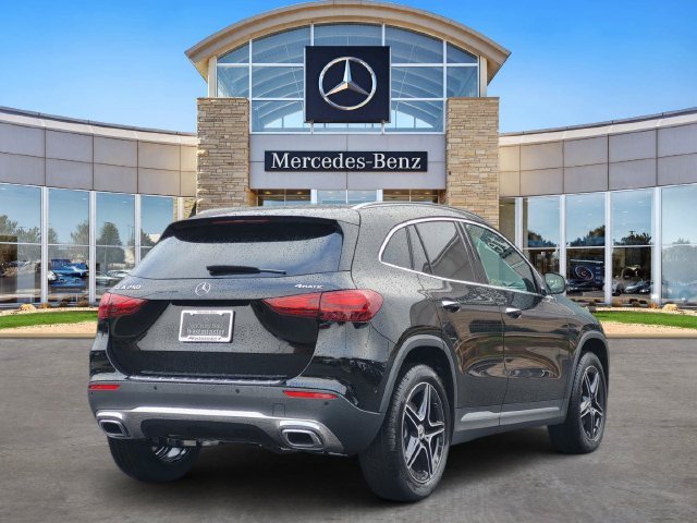 New 2026 Night Black Mercedes-Benz GLA 250 image 4