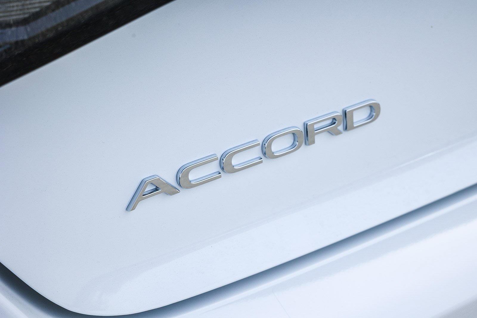 New 2026 Platinum White Pearl Honda LX CVT image 8