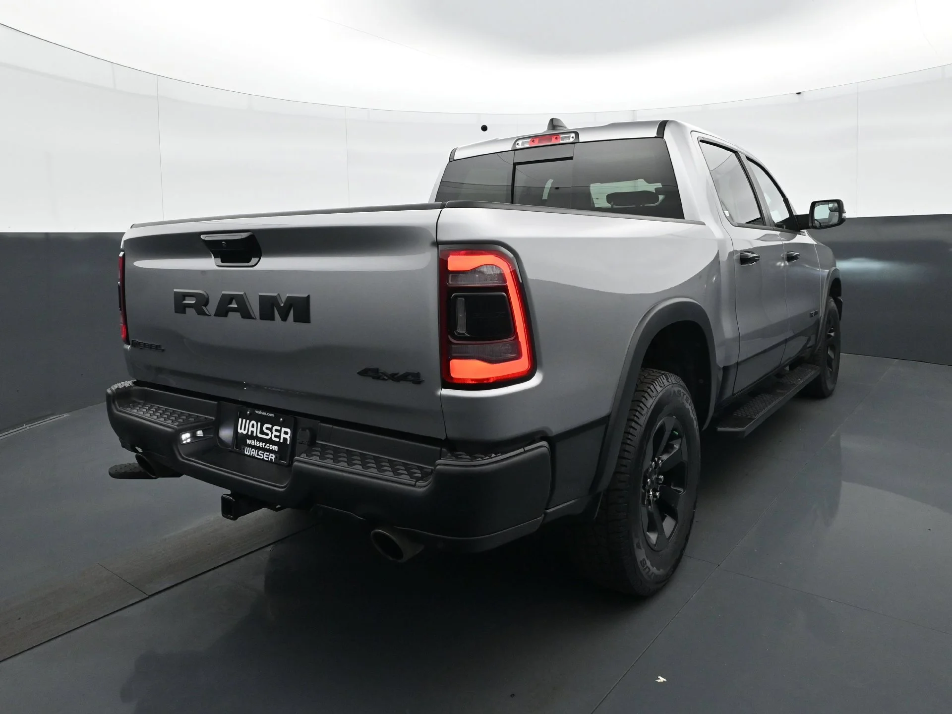 Used 2023 Billet Silver Metallic Clearcoat Ram Rebel image 7