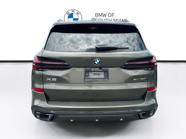 New 2026 Green BMW sDrive40i image 5