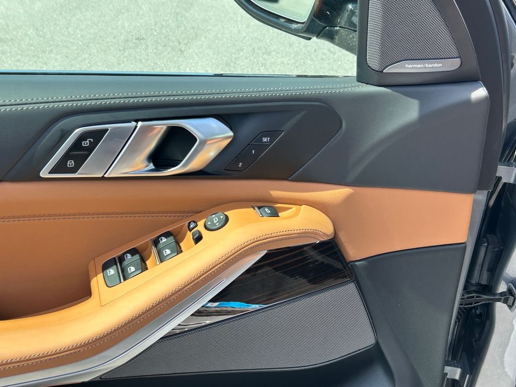 New 2026 Skyscraper Grey Metallic BMW xDrive40i image 12