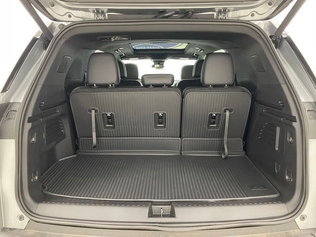 2026 Chevrolet Traverse LT - Photo 14