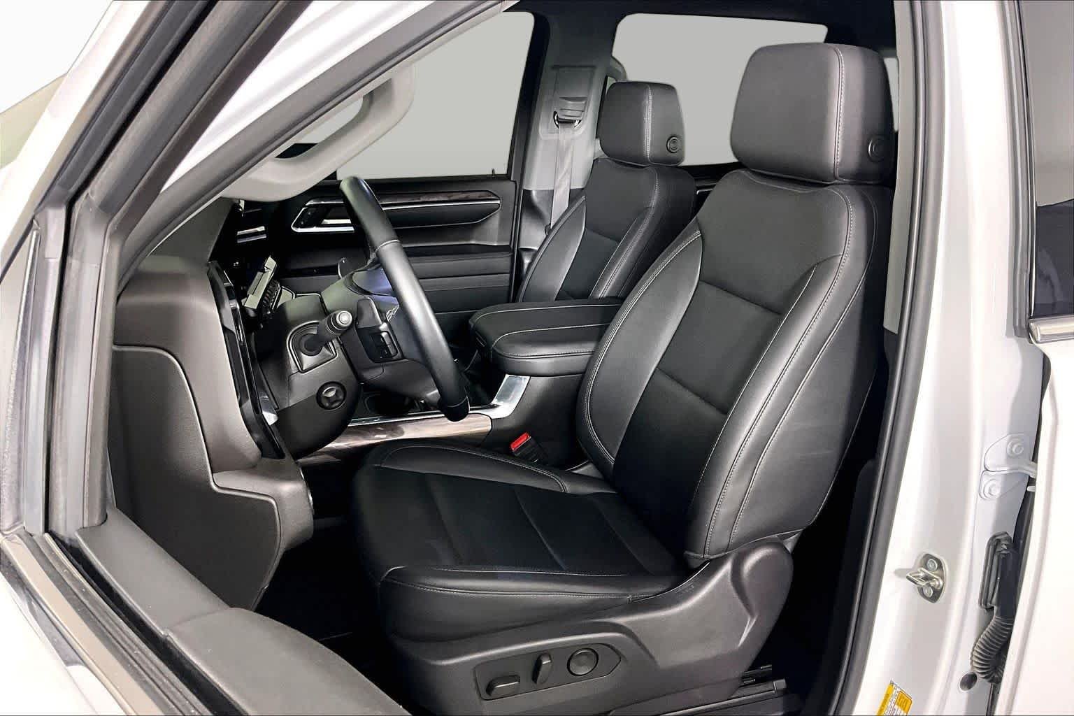 Used 2024 Summit White Chevrolet LTZ image 8