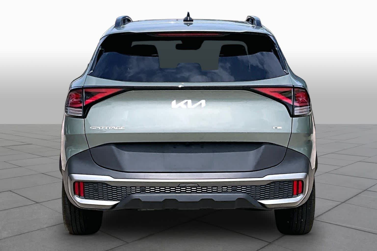 Used 2023 Jungle Green Kia X-Line image 5