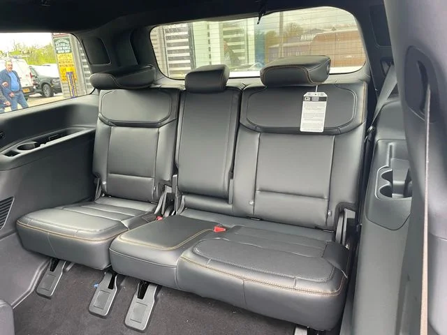 New 2026 Dark Matter Gray Metallic Ford Tremor® image 33