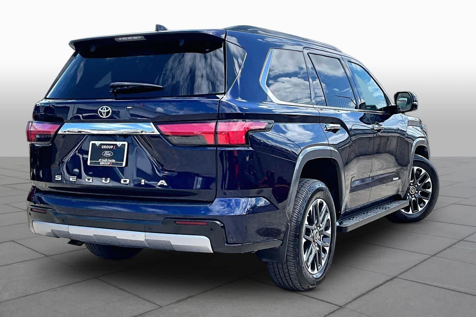 Used 2023 Blueprint Toyota Limited image 6