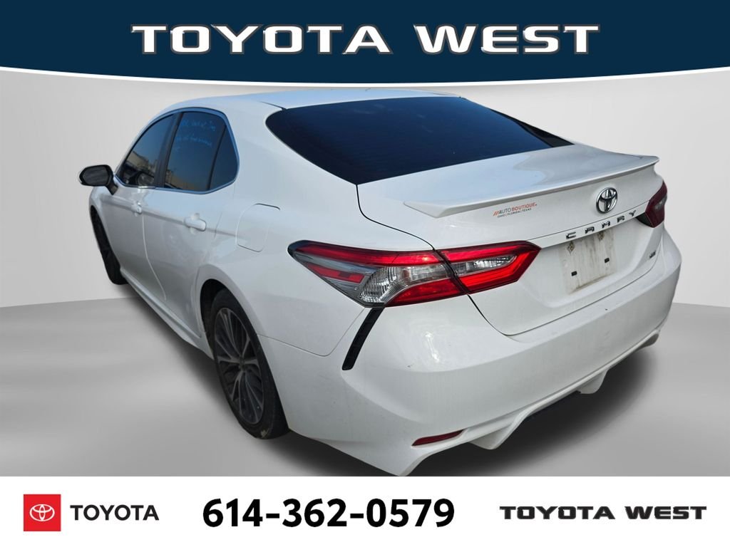 Used 2018 White Toyota SE image 4