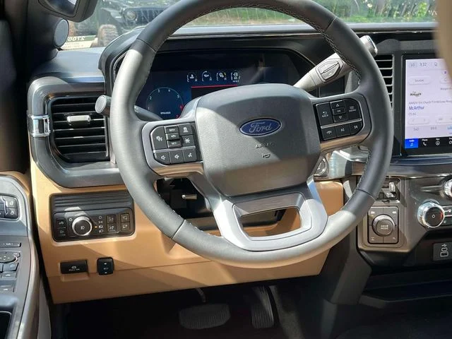 New 2027 Gray Ford Lariat image 13
