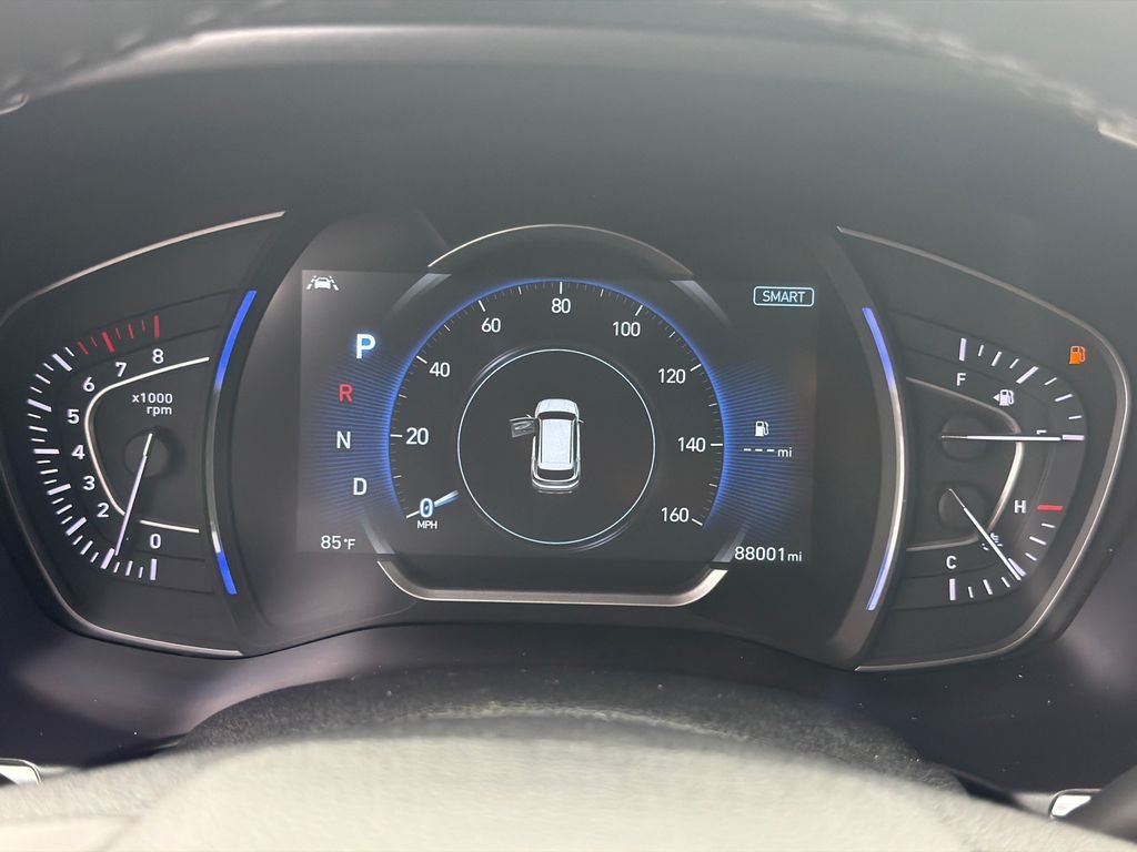Used 2019 Red Hyundai Ultimate image 27