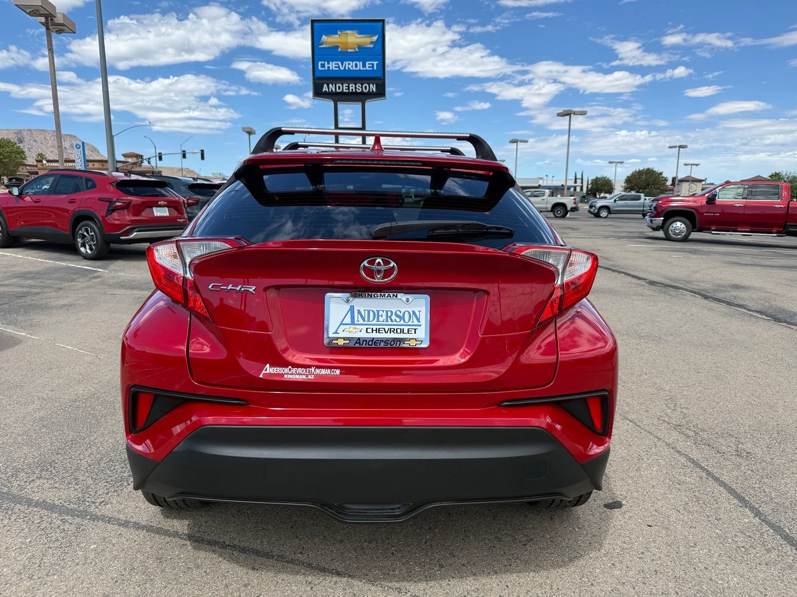 2022 Toyota C-HR XLE - Photo 7