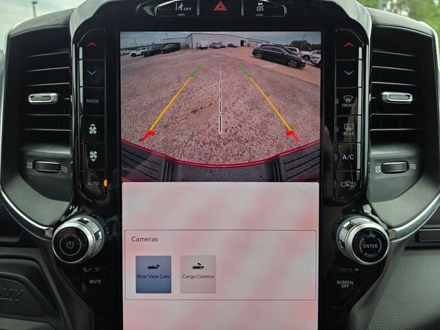 New 2026 Molten Red Pearl-Coat Exterior Paint RAM Laramie image 35