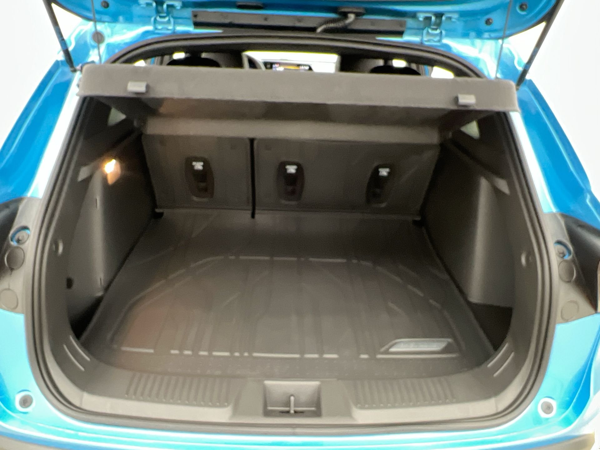 New 2026 Marina Blue Metallic Chevrolet 2RS image 78