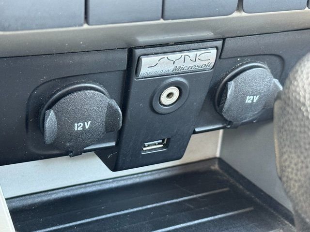 Used 2011 White Ford SE image 16