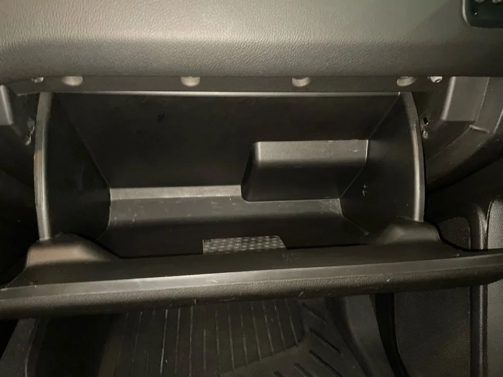 Used 2019 Silver Ice Metallic Chevrolet 4WD LT image 21